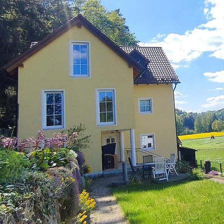 Ferienhaus Am Bach Mit Grossem Garten Deuerling Exterior foto
